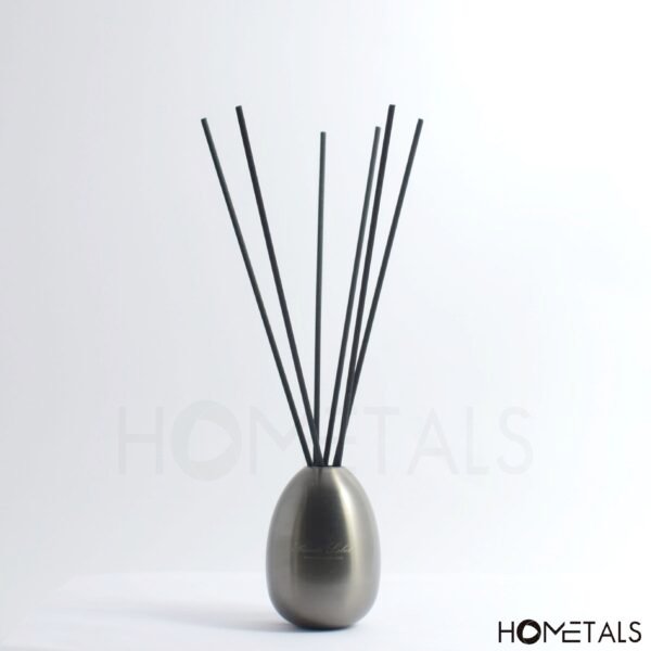 Luxury black finish diffuser bottle with cork stopper